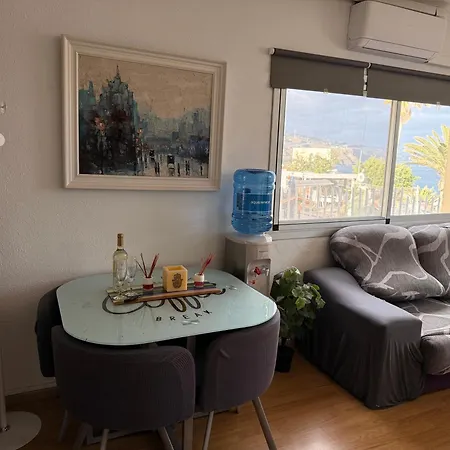 Caletillas アパート カンデラリア